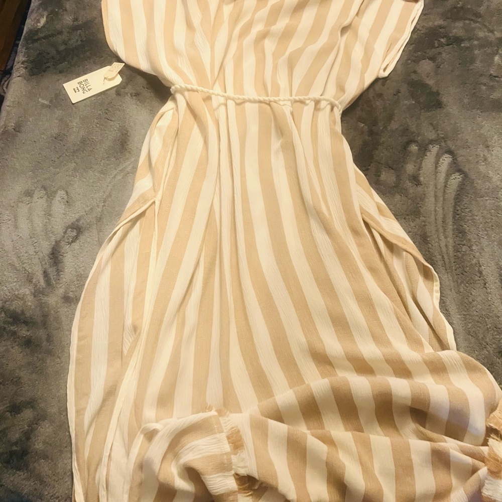 Billabong Beige and White maxi Striped Dress. Beach. NWT